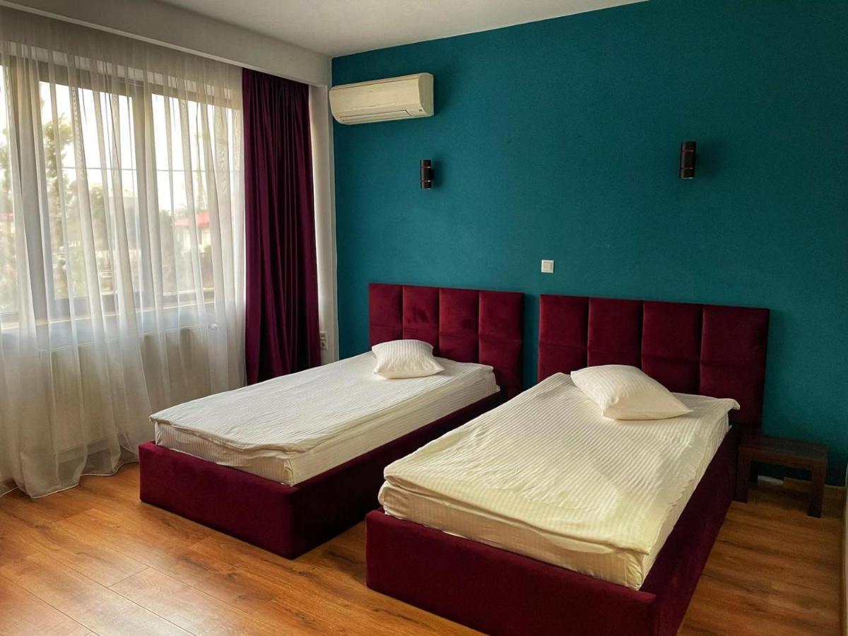 Hotel Best Плоєшті Екстер'єр фото