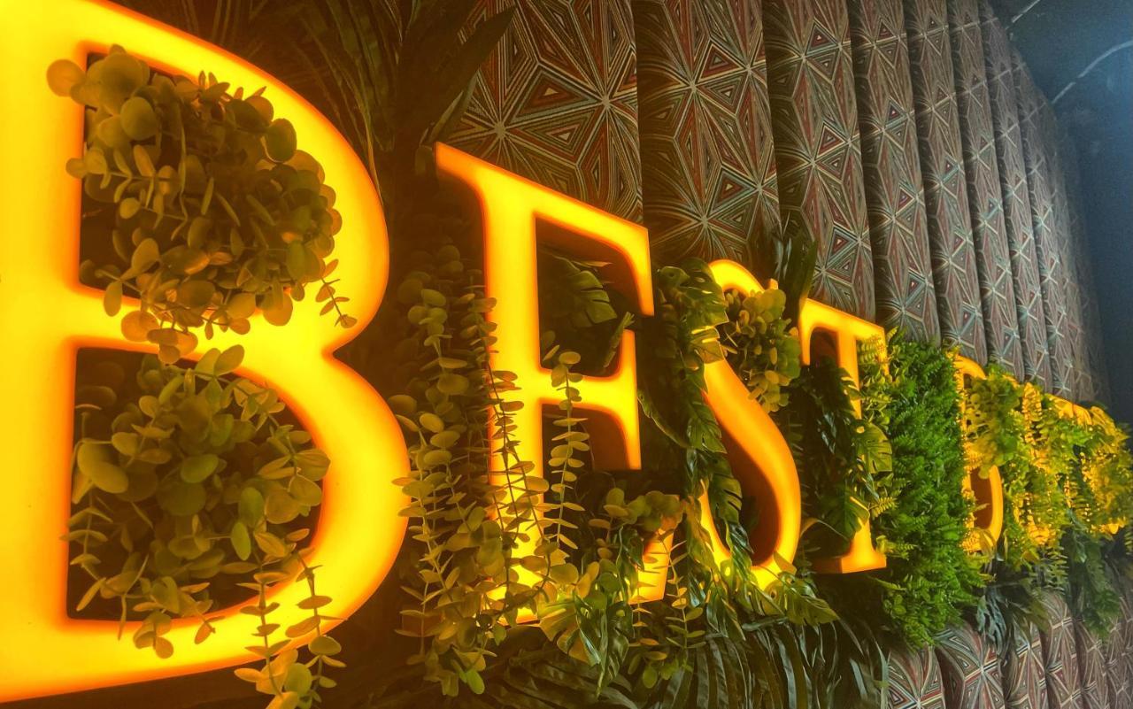 Hotel Best Плоєшті Екстер'єр фото