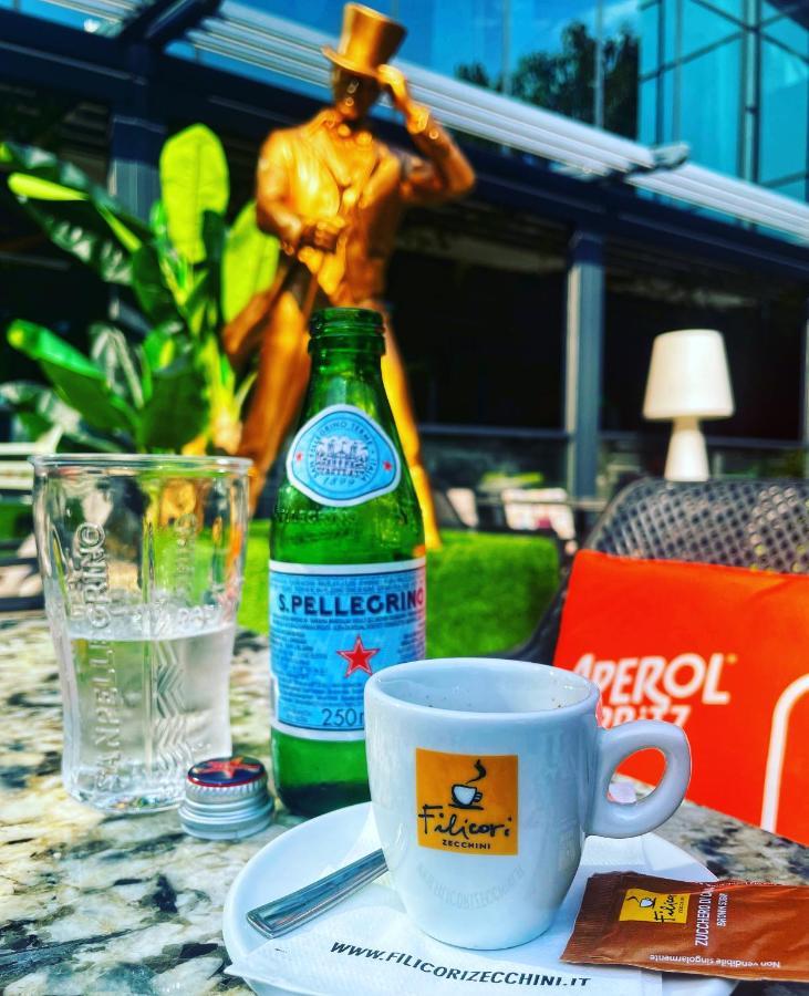 Hotel Best Плоєшті Екстер'єр фото
