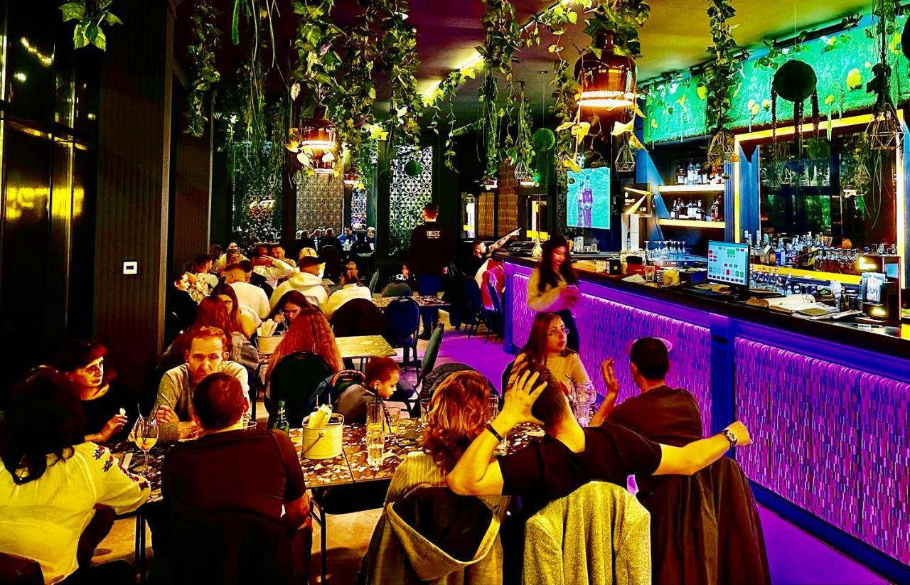 Hotel Best Плоєшті Екстер'єр фото