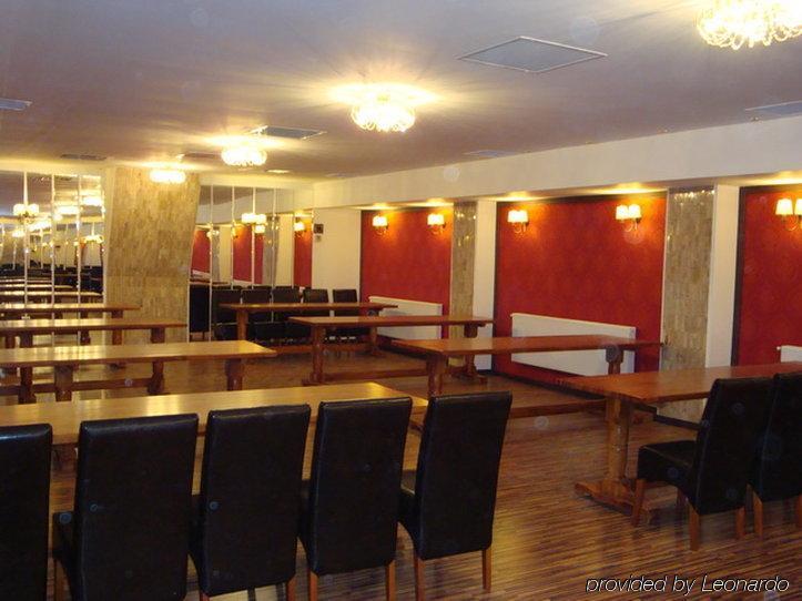 Hotel Best Плоєшті Ресторан фото