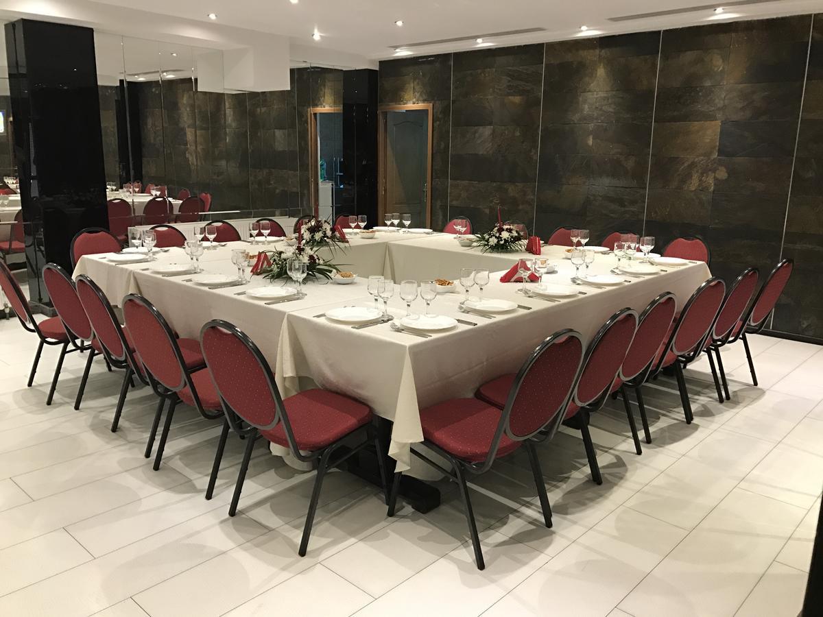 Hotel Best Плоєшті Екстер'єр фото